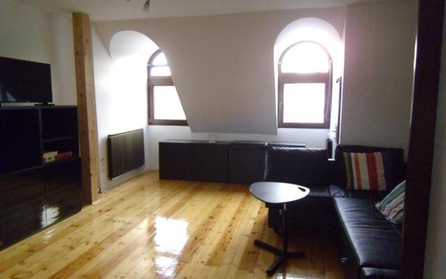 Aulich Apartman