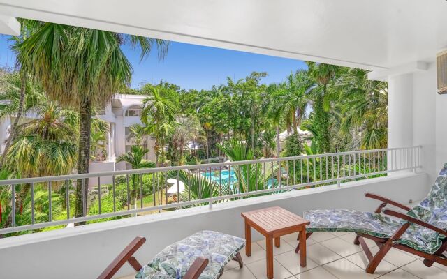 Poolside Apt In Alamanda Beachfront Resort 55