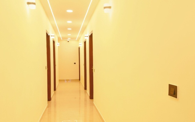 Fabhotel Pvs Grand