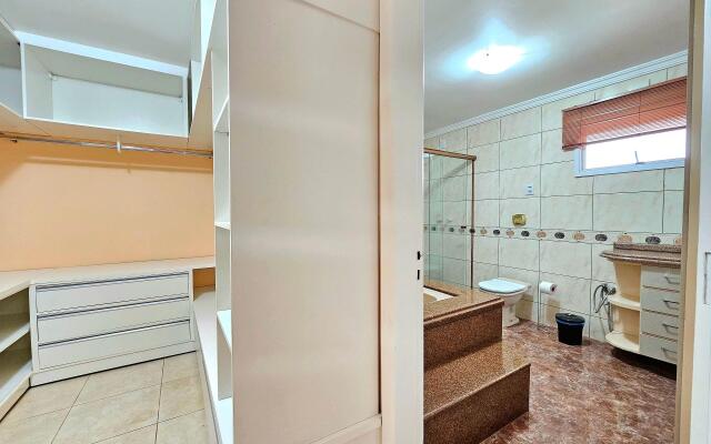Casa 4 quartos Piscina prox Paraguai e Itaipu