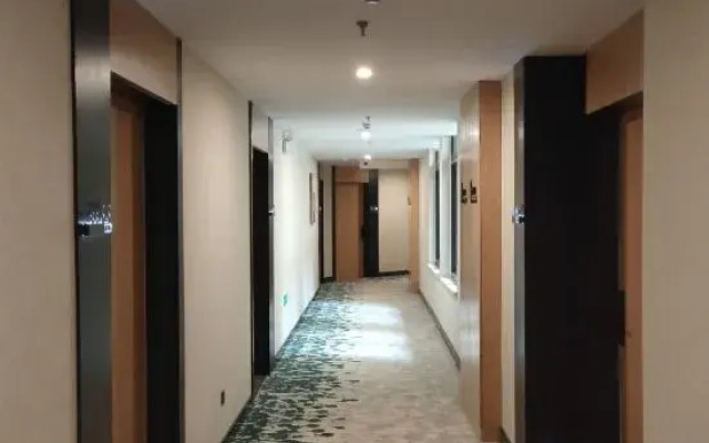 GreenTree Hotel