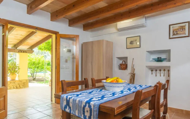 Villa in Pollenca With Private Pool & Garden