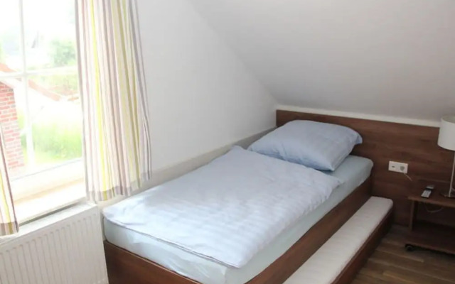 7 Robbenplate Modern Retreat