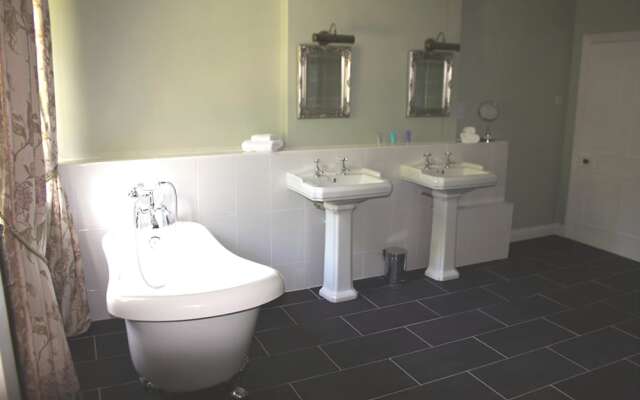 Manor House Hotel