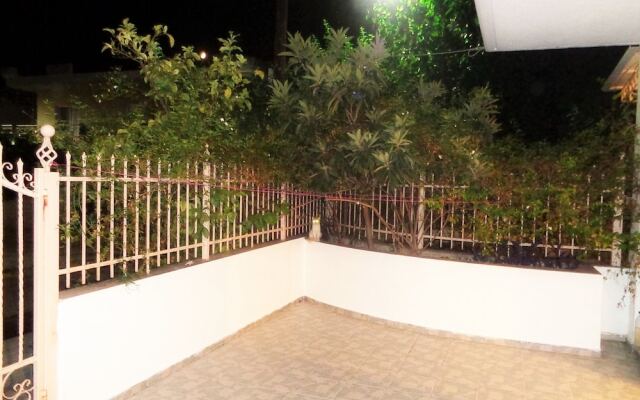 Elena's House