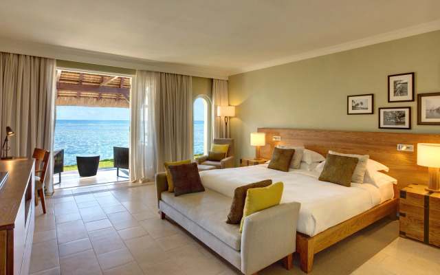 OUTRIGGER Mauritius Beach Resort