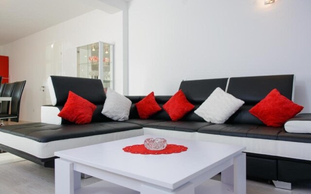 Apartment Cambi