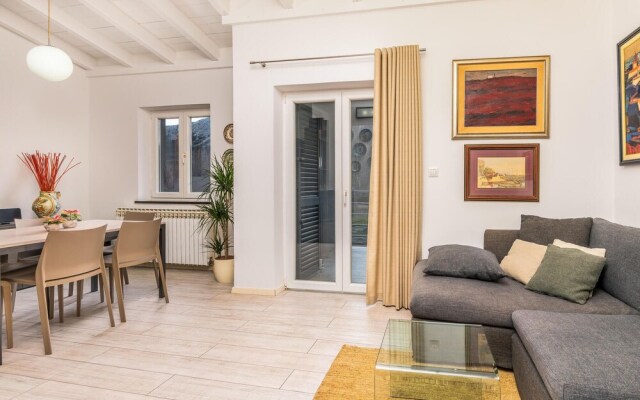 Awesome Home in Jurandvor With 3 Bedrooms, Wifi and Outdoor Swimming Pool