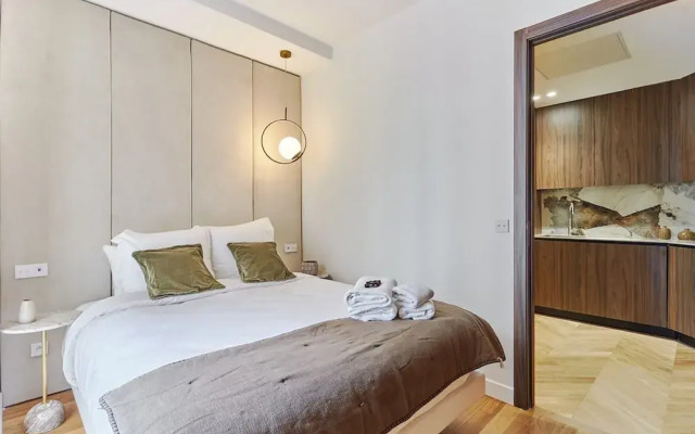 Sublime 3 Bedrooms Apartment Center of Paris