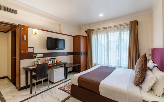 Amantra Comfort Hotel – Guest Rooms – Udaipur