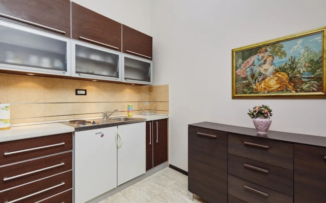 Beachfront Villa Adria