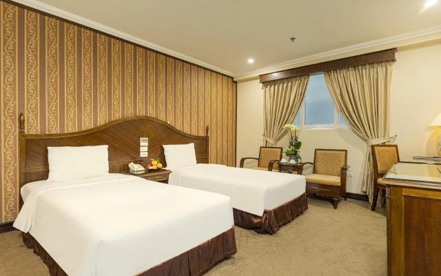 Chalcedony Grand Hotel