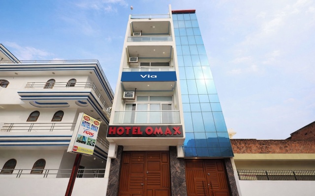 hotelImage