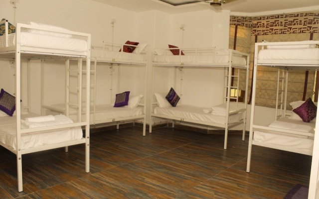 Datstop Hostel