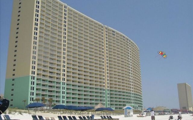 Emerald Beach Resort by Panhandle Getaways