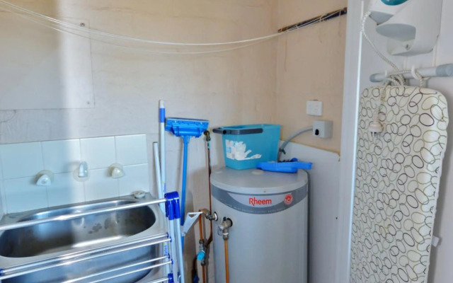 Riverview Holiday Apartment 14 - Kalbarri WA