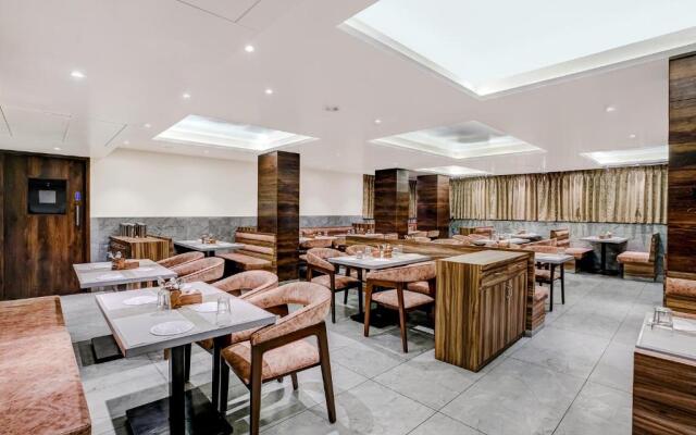 FabHotel Pancharatna Regency