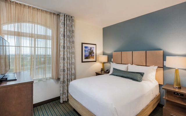Candlewood Suites Anaheim - Resort Area by IHG