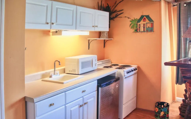 Shaded Beachtown Vacation Estate (102-22)