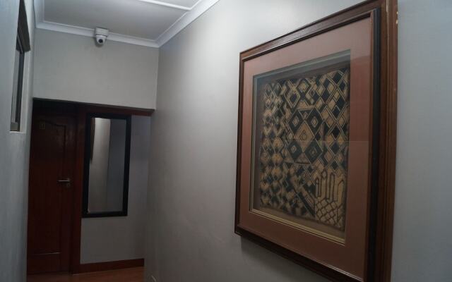 Miraton Eastgate Suites