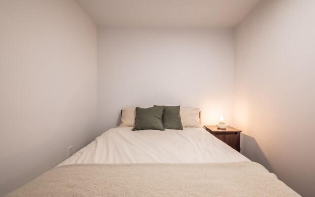 Cozy Fully-Equipped 2 Bedroom Suite