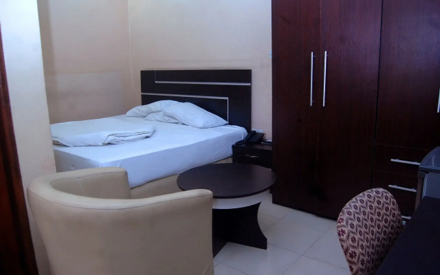 Oasis Green Garden Hotel