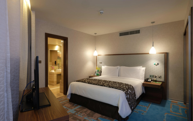 Holiday Inn Kuwait Al Thuraya City by IHG