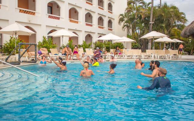 Plaza Pelicanos Club Beach Resort All Inclusive