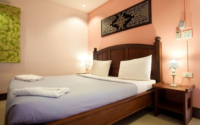 Baan Sutra Guesthouse