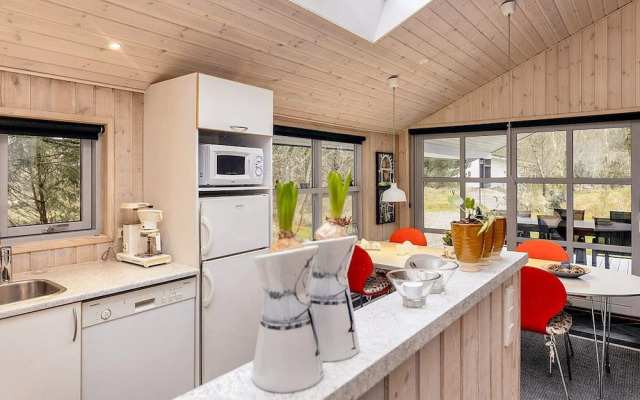 Lively Holiday Home in Ålbæk near Sea