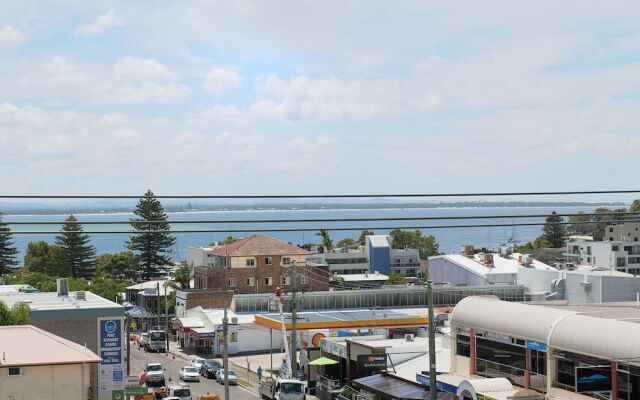 Bayview Apartments, Unit 12/42 Stockton Street