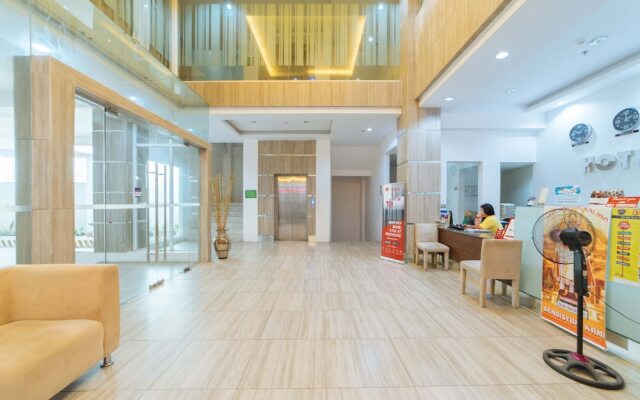 Reddoorz Plus @ Hotel Metro