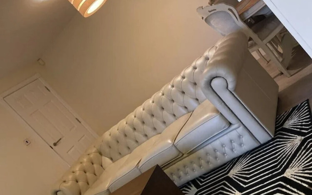 Beach House Courtyard 1 bed