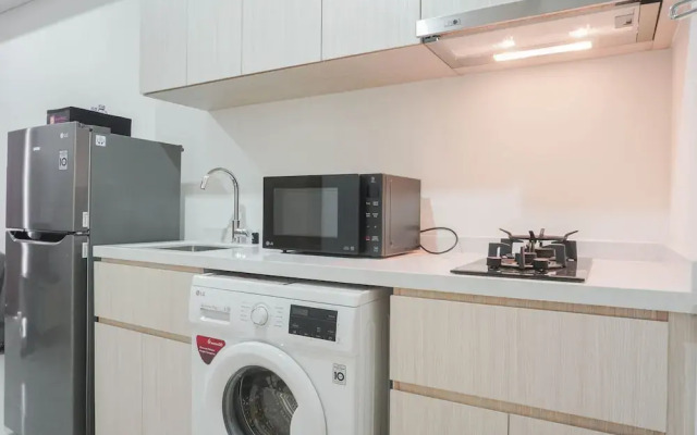 Comfy 1BR Sedayu City Suites Apartment