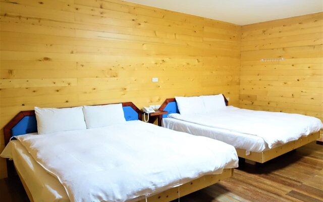 Dindai Cherry Blossom Resort