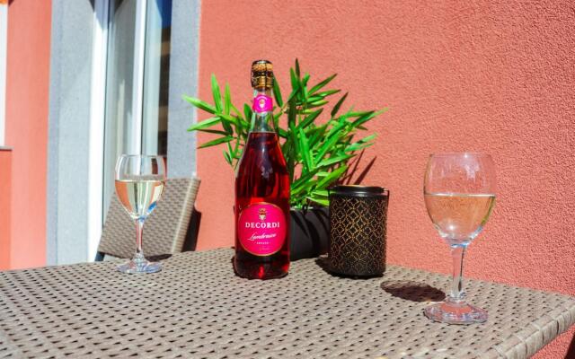 Ribeira das Casas Apt 2C by Madeira Sun Travel