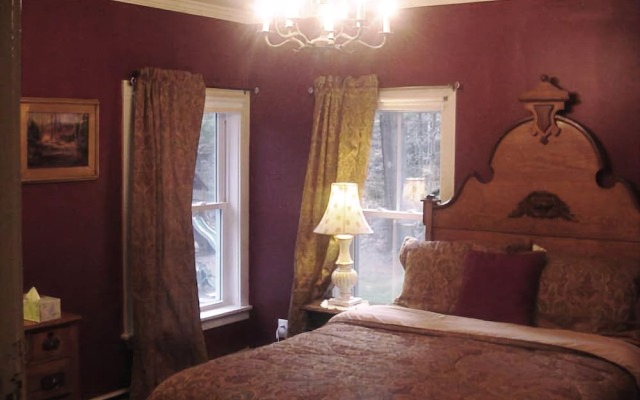 The Bartlett Inn