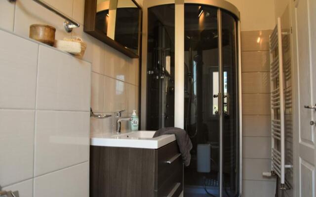 Villa Selo Mekisi the Private Villa With a Heated Pool