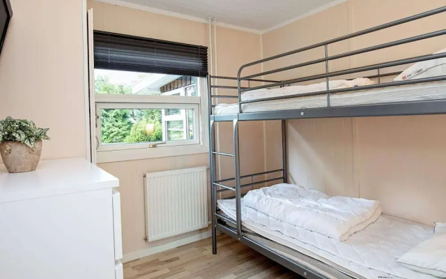 6 Person Holiday Home in Vaeggerlose