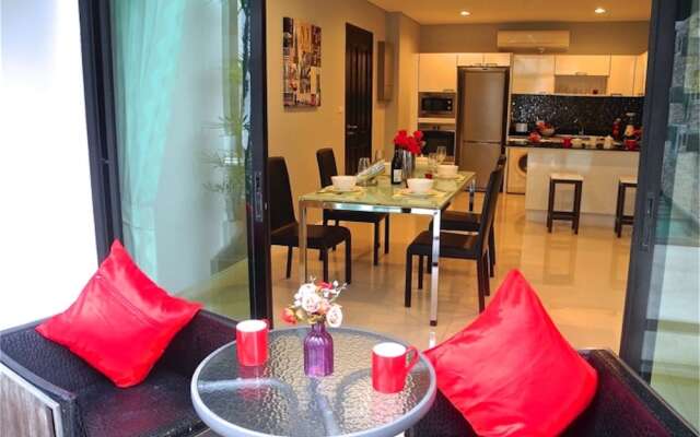 Kamala Regent 2 bedrooms Pool Access Apartment