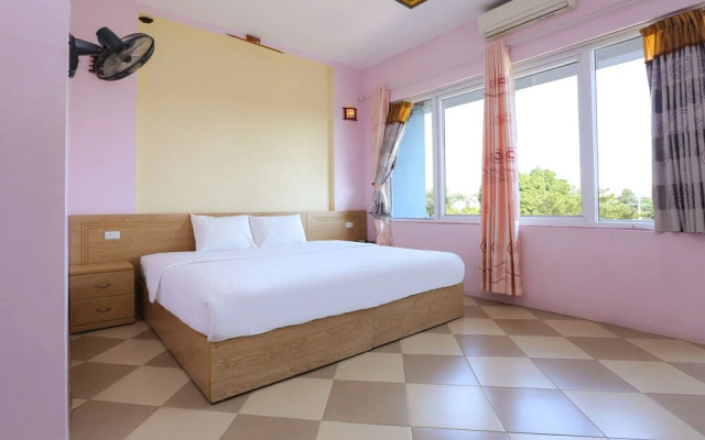 OYO 593 Bach Duong Hotel