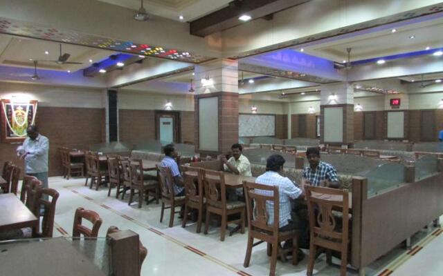 Srinidhi Grand Inn