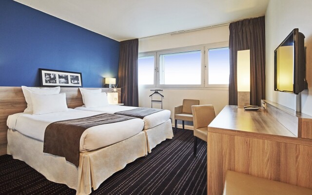 Hotel Campanile Le Bourget