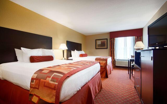 Best Western Plus Parkway Hotel