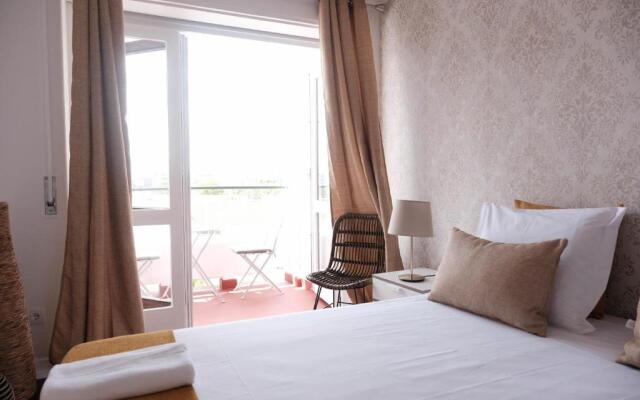 4U Lisbon Suites & Guesthouse VII Airport