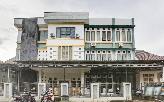 SPOT ON 91770 441 Pemuda Homestay