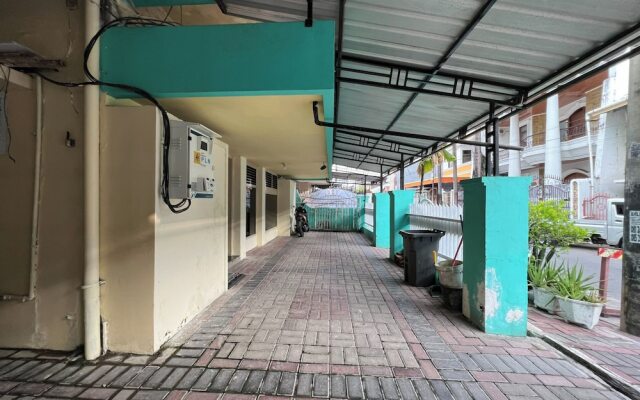 OYO 92675 Hotel Rosna