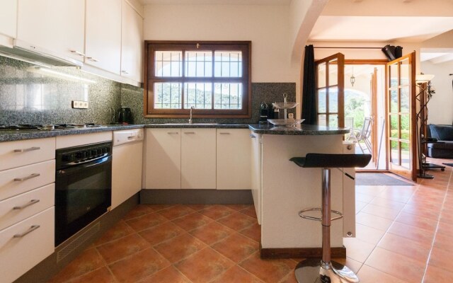 Exotic Villa in Calonge With Swimming Pool