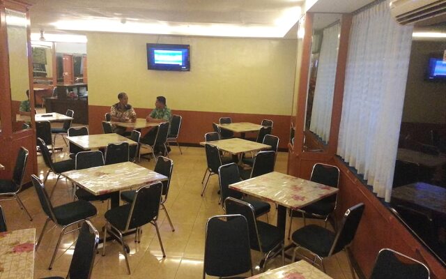 Plaza Hotel Harco Mangga Dua