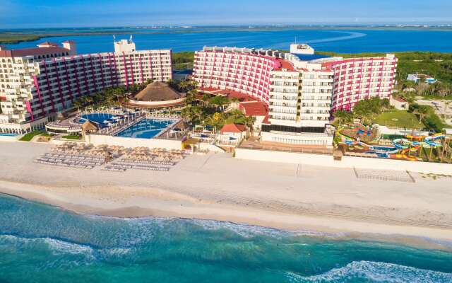 Crown Paradise Club Cancun All Inclusive